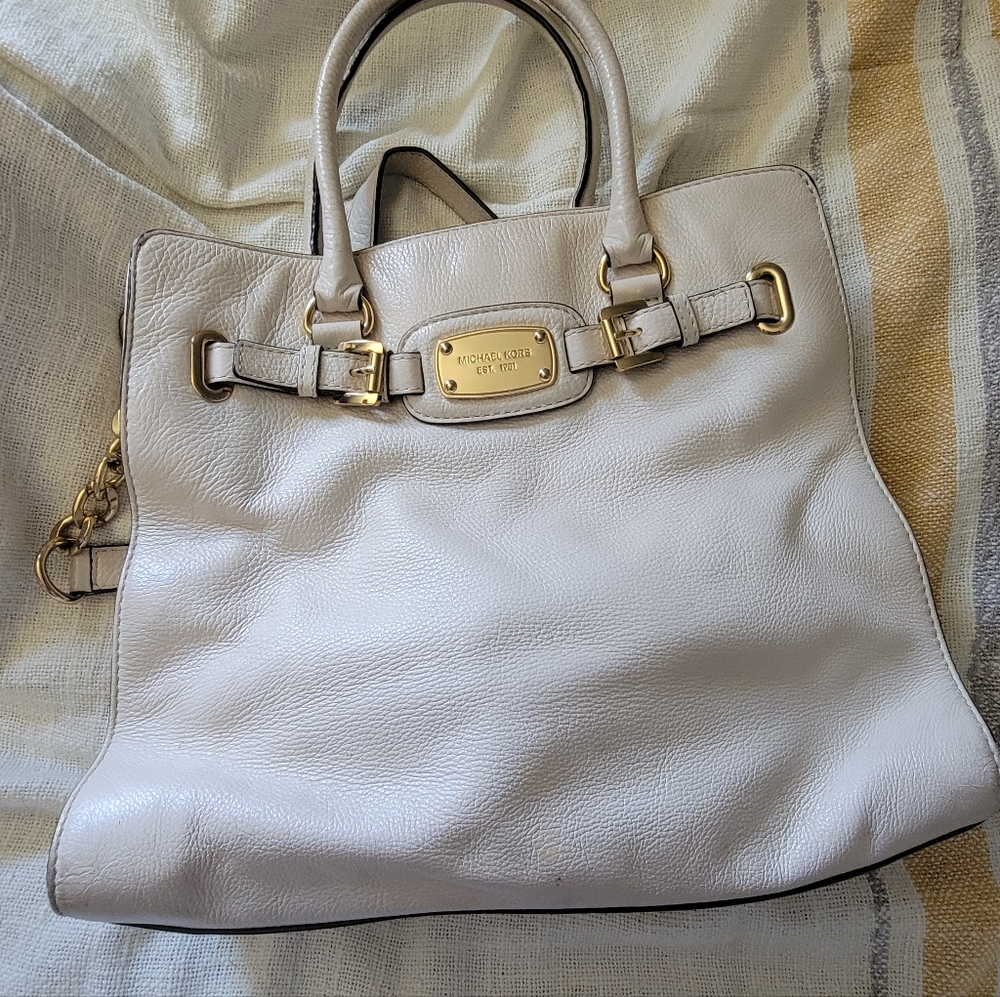 MICHAEL Michael Kors Cream Shoulder Bag